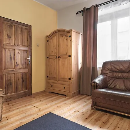 Castle-wall-inn 3* ميكولوف