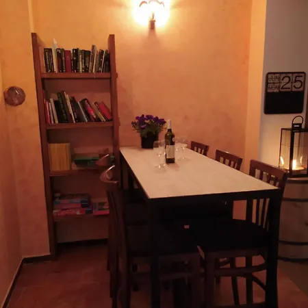 ゲストハウス Castle-wall-inn ミクロフ