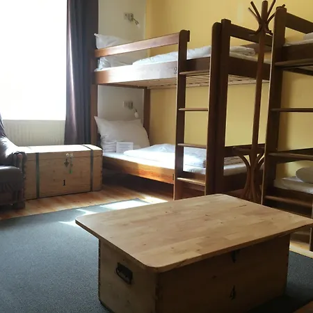 Castle-wall-inn ミクロフ